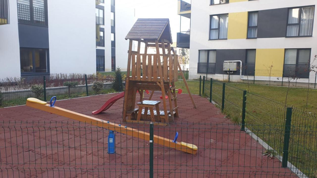 Ultracentral 5* Boutique Style Apartment. Brand New. 2 Rooms. Spacious. Free Parking