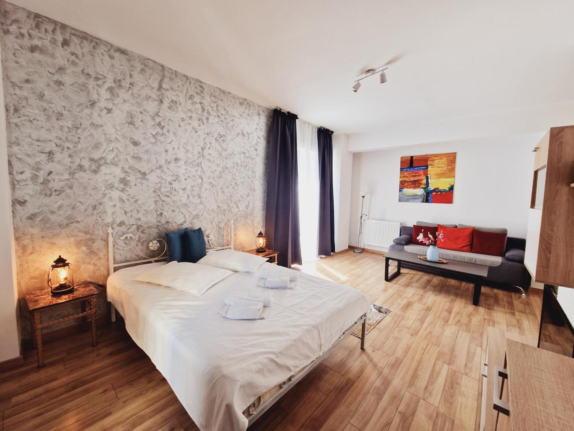 Ultracentral 5* Boutique Style Apartment. Brand New. 2 Rooms. Spacious. Free Parking * Cluj-Napoca